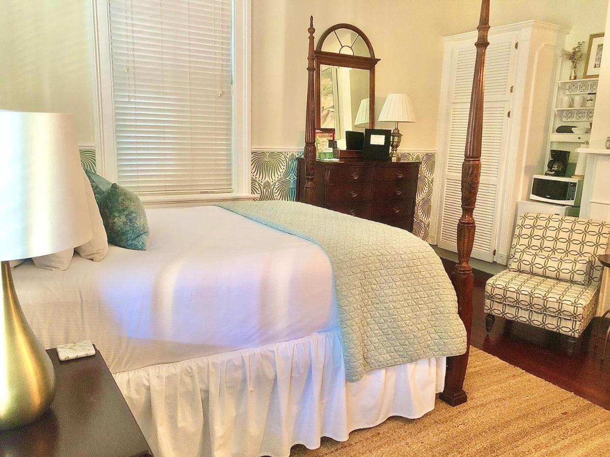 Daybed With Trundle In The Beautiful Ashley Inn 4 Blocks From King St Charleston Luaran gambar