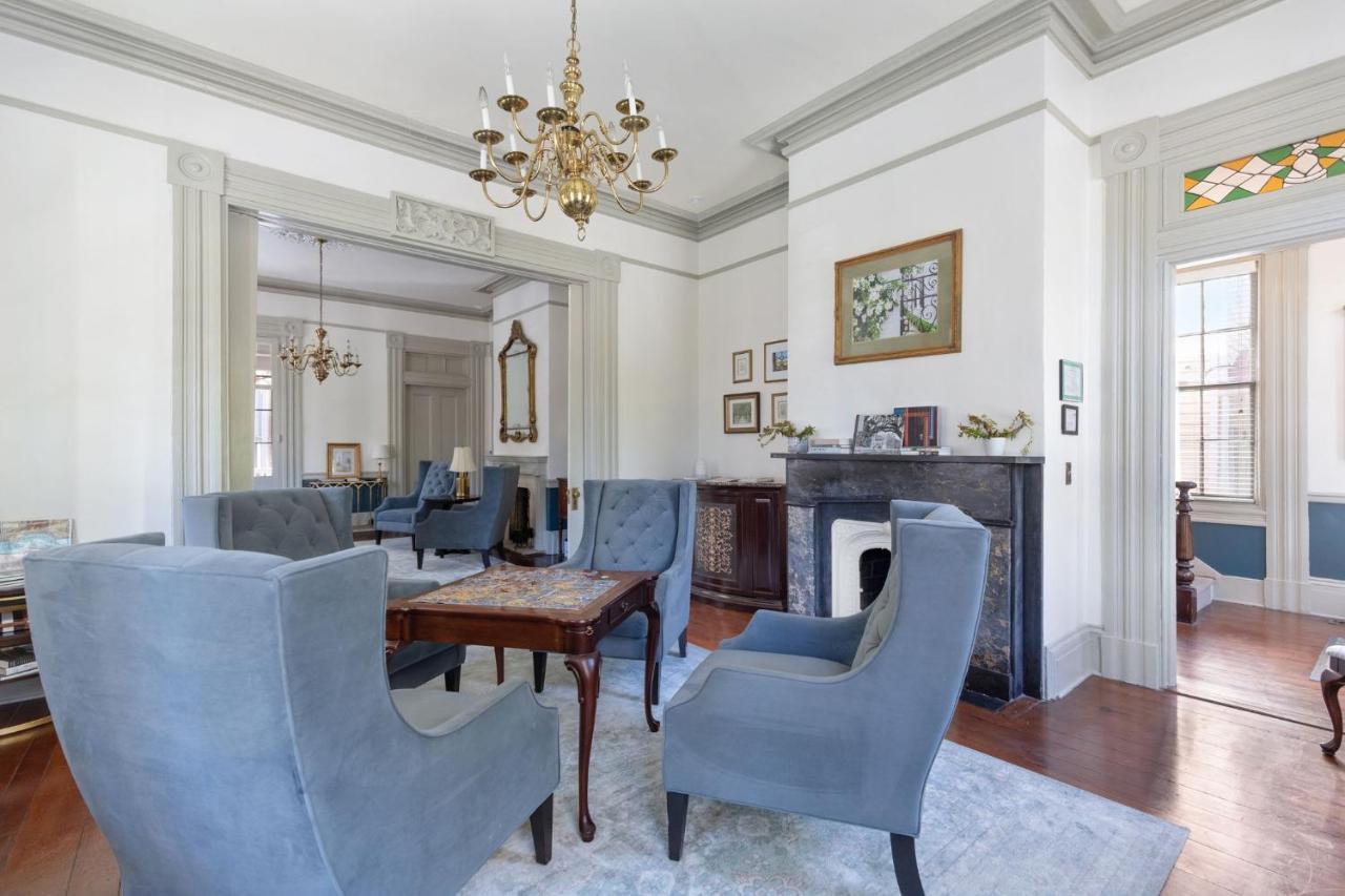Daybed With Trundle In The Beautiful Ashley Inn 4 Blocks From King St Charleston Luaran gambar