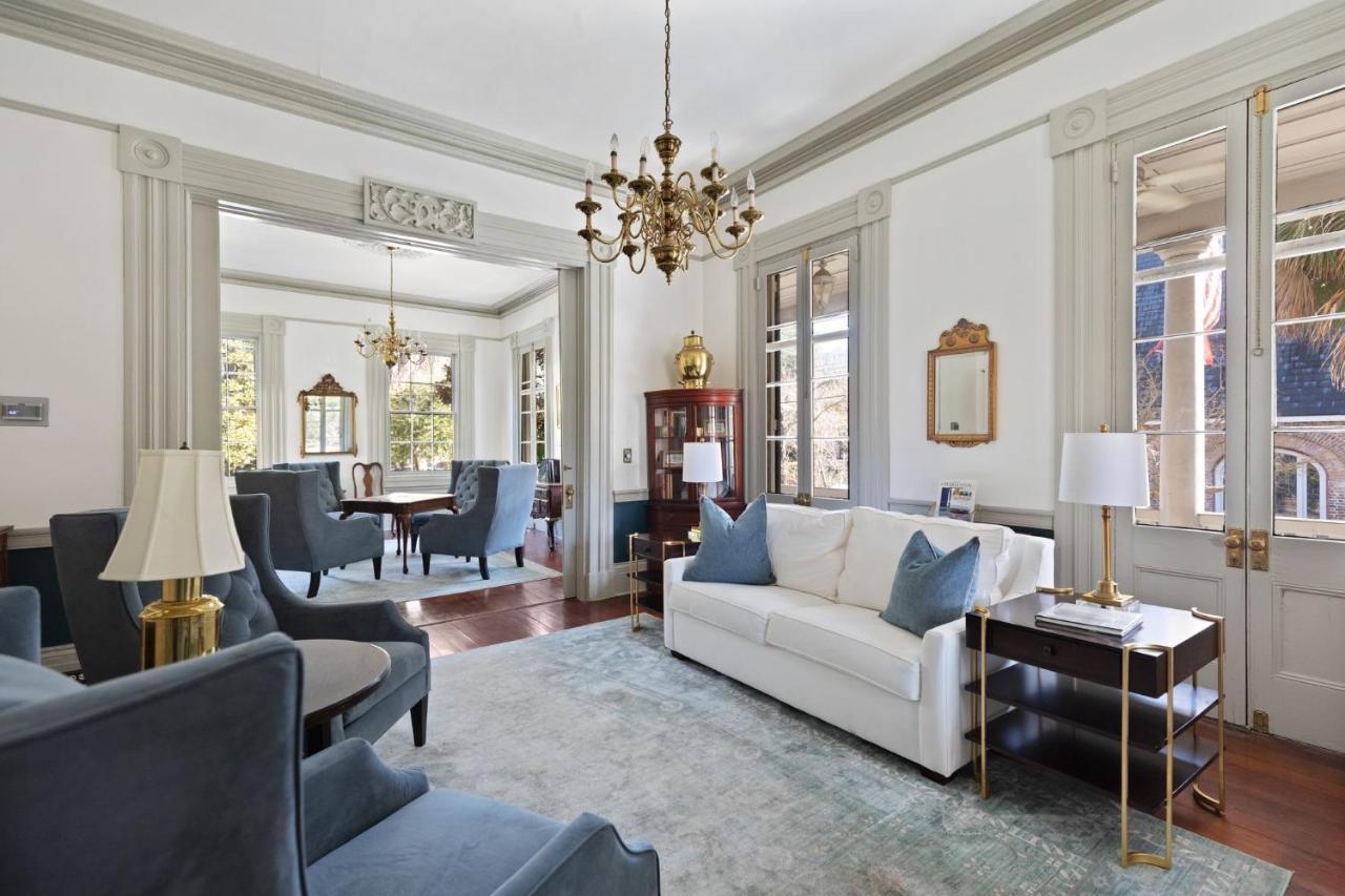 Daybed With Trundle In The Beautiful Ashley Inn 4 Blocks From King St Charleston Luaran gambar